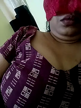 Snapshot of sunita-doll chatting on June 23, 2026, 10:13 am sunita-doll online show from June 23, 2026, 10:13 am