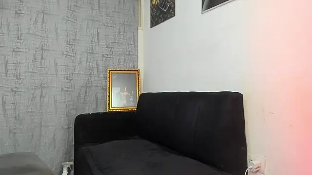 vincent carusso94 online show from October 11, 2025, 11:25 pm