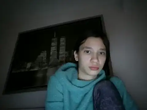 maiaandreea online show from March 3, 2025, 9:48 pm