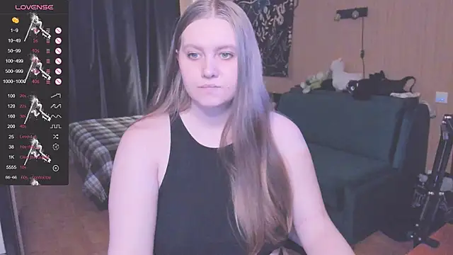 Alice Dreamgirl  online show from October 17, 2025, 11:57 am