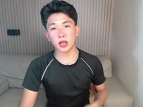 dangerzone0122 online show from December 3, 2025, 5:55 pm