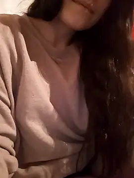 Snapshot of Eleni_Pappa chatting on February 26, 2025, 5:28 pm Eleni Pappa online show from February 26, 2025, 5:28 pm