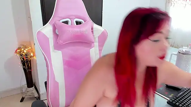 sexyhot 2024 online show from December 23, 2024, 4:39 pm