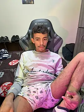 twink latino5 online show from October 14, 2025, 2:01 am