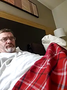 tileguyyy online show from March 7, 2026, 7:38 am