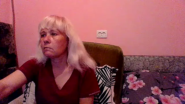 sakura blonde online show from April 17, 2026, 6:00 pm