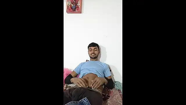 Suraj223kumar online show from December 21, 2025, 4:14 pm