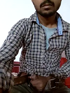 Suraj223kumar online show from February 21, 2026, 3:07 am