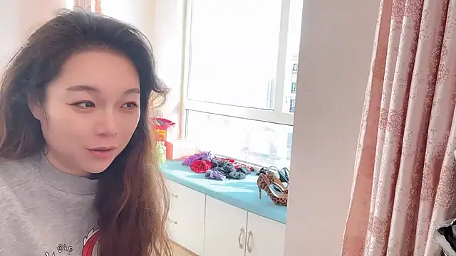 Z30966903S online show from February 27, 2025, 9:32 am