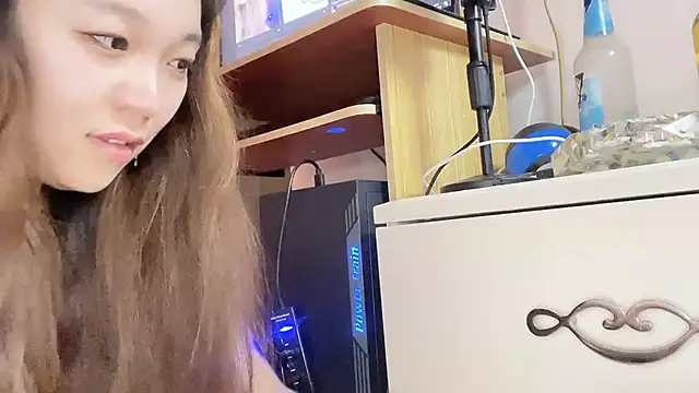 Z30966903S online show from March 16, 2025, 1:06 pm