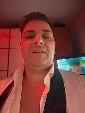 SecretlyDD online show from February 11, 2025, 3:18 pm