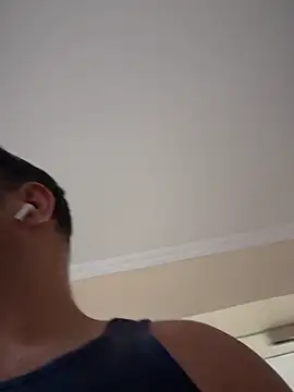 SecretlyDD online show from February 28, 2025, 4:54 am