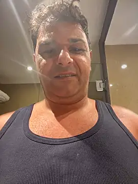 SecretlyDD online show from March 5, 2025, 4:24 pm