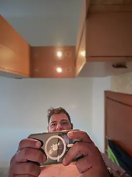 SecretlyDD online show from May 4, 2026, 7:26 am