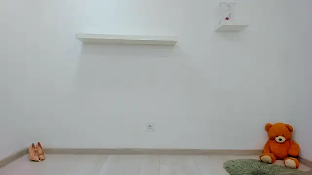 Julya Anna online show from February 26, 2025, 4:14 am