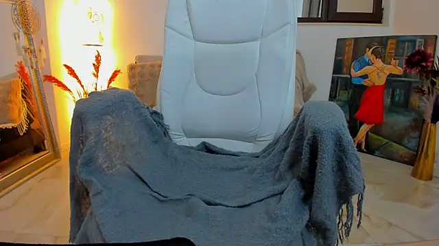 Julya Anna online show from March 29, 2026, 5:18 am