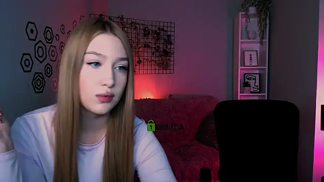 playful sophie online show from December 19, 2025, 9:11 pm