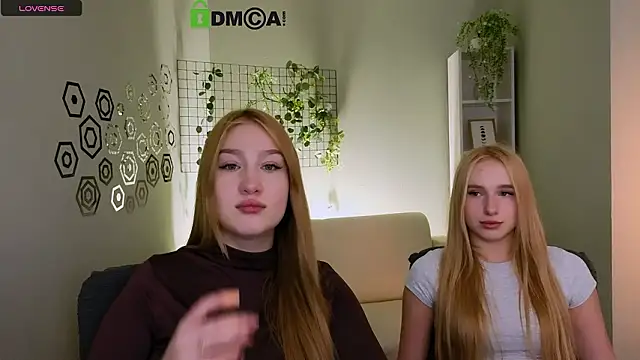 playful sophie online show from February 3, 2026, 2:53 am