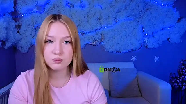 playful sophie online show from March 26, 2026, 8:14 pm