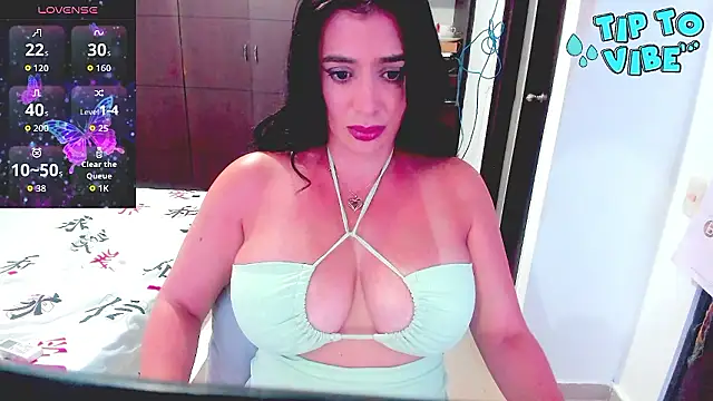 hugetits90xxx online show from February 20, 2026, 11:49 pm