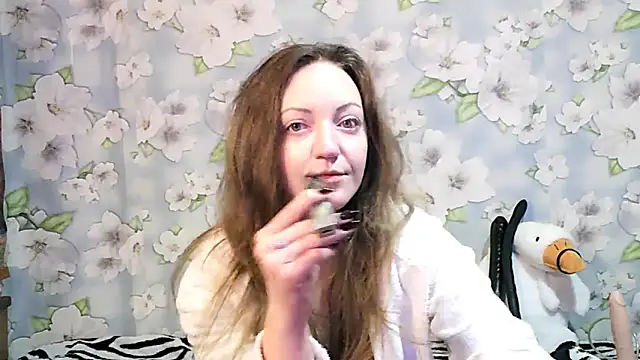 Snapshot of KattyLuuu chatting on March 16, 2025, 4:01 pm KattyLuuu online show from March 16, 2025, 4:01 pm