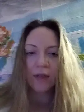 Snapshot of KattyLuuu chatting on January 14, 2026, 10:36 pm KattyLuuu online show from January 14, 2026, 10:36 pm