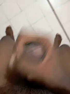 tharu111111 online show from October 6, 2025, 6:05 pm