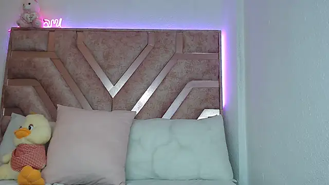 Roxan Fox- online show from March 20, 2025, 6:41 am