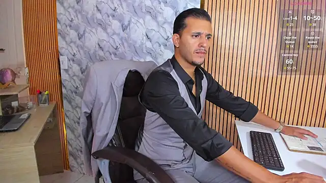 Hideintheoffice online show from April 4, 2026, 11:51 am