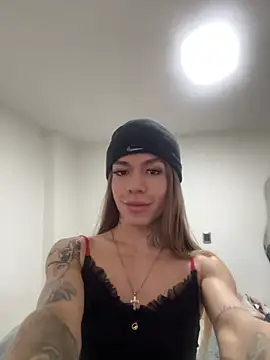 Camillesanto online show from March 13, 2025, 4:23 pm