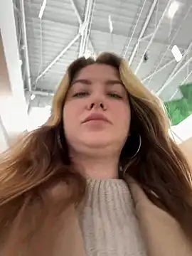 MayaMystic online show from March 19, 2025, 8:34 am