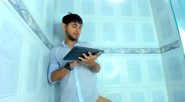 Samir bear online show from February 7, 2025, 3:30 pm