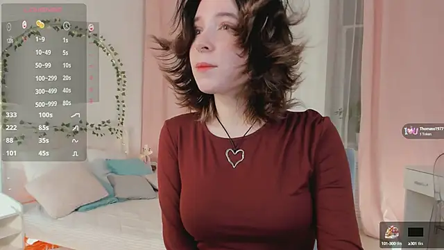 lilithlunna online show from February 28, 2025, 4:20 pm