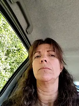 sansan2411 online show from September 27, 2025, 1:38 pm