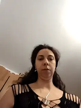 naughty69curls online show from April 9, 2026, 7:52 pm