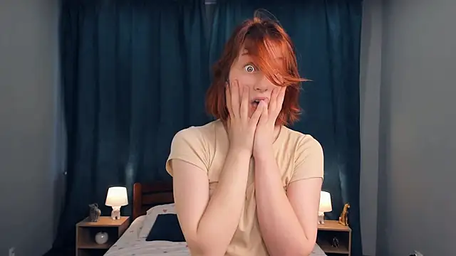 QuennaFell online show from December 28, 2024, 11:09 am