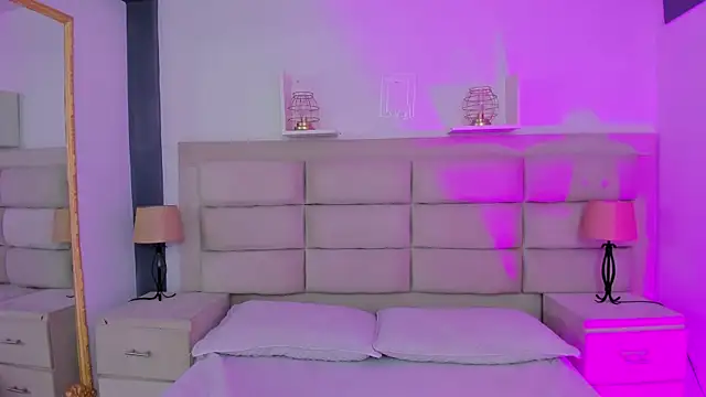 RoseCassie online show from February 27, 2025, 12:45 pm