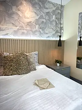 AinaraJimenez online show from November 19, 2025, 7:14 pm