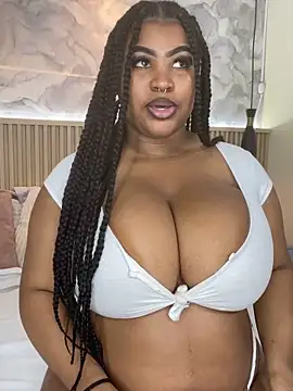 AinaraJimenez online show from December 2, 2025, 6:25 pm