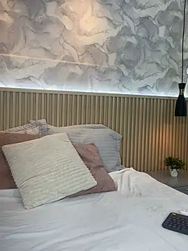 AinaraJimenez online show from February 15, 2026, 8:05 pm