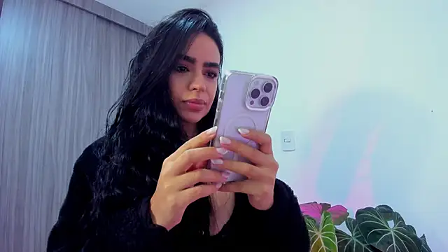 Sara Leblanc online show from October 10, 2025, 5:23 pm