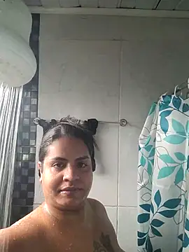 ppatriciarabello online show from October 28, 2025, 5:48 pm