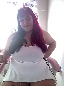 Pinky-Flower online show from January 22, 2025, 8:49 pm