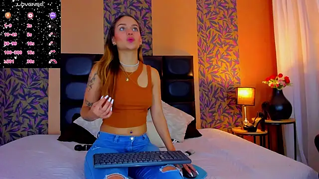 hinata itachi online show from February 6, 2025, 5:35 am