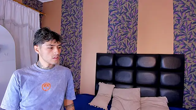 hinata itachi online show from February 28, 2026, 4:02 am