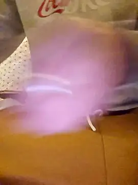 Kingqueen696 online show from January 8, 2026, 1:46 pm