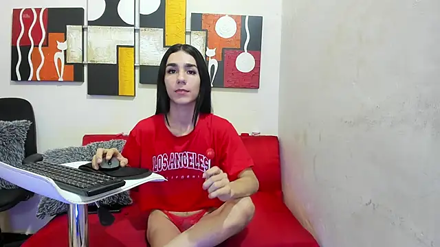 Mariana 16  online show from February 2, 2025, 9:56 pm