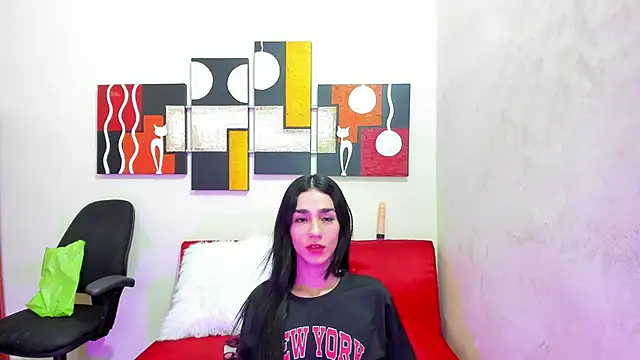 Mariana 16  online show from February 14, 2025, 8:26 pm