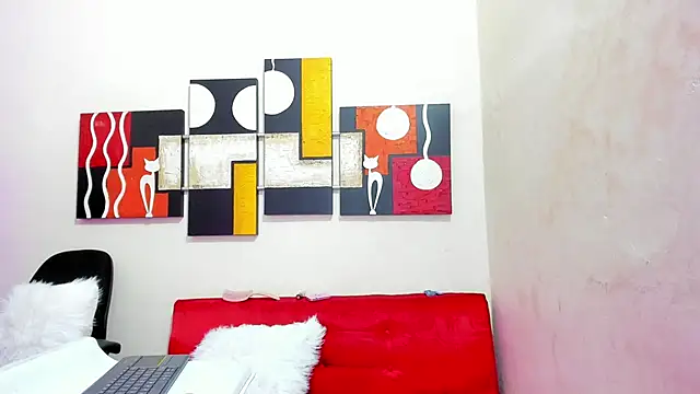 Mariana 16  online show from February 14, 2025, 11:31 pm