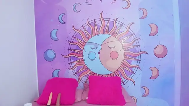 Mariana 16  online show from September 11, 2025, 7:58 pm